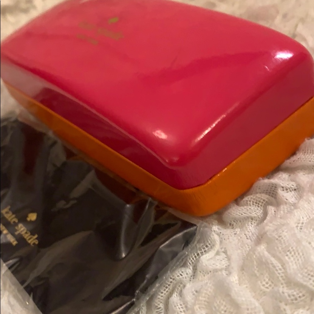 KATE SPADE HARD CASE GLASSES CASE - Picture 3 of 6